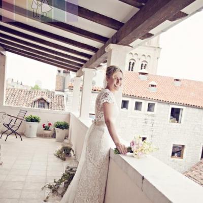 Luxe castle wedding - L & M